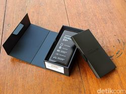 Unboxing Galaxy S9+ Lilac  Purple, Si Cantik yang Gahar