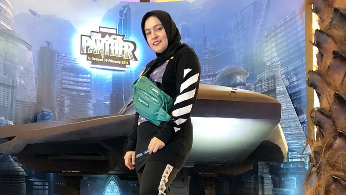 gaya mewah astrid kuya