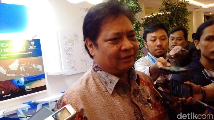 Menteri Perindustrian Airlangga Hartarto, di acara peresmian KLIK di 15 Kawasan Industri di The Alana Yogyakarta Hotel, Sleman. Foto : Ristu Hanafi Menteri Perindustrian Airlangga Hartarto, di acara peresmian KLIK di 15 Kawasan Industri di The Alana Yogyakarta Hotel, Sleman. Foto : Ristu Hanafi