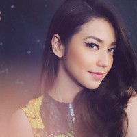 Di usianya kini 28 tahun, sejumlah pencapaian telah diraih Velove Vexia. Mulai dari menjadi ambassador berbagai brand kecantikan hingga membintangi lima judul layar lebar. Foto: Dok. Instagram Velove Vexia