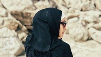 Beberapa waktu lalu Tika melakukan ibadah umroh di Tanah Suci. Foto: Instagram