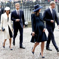 Meghan Markle tinggal menghitung hari hingga ia dinikahi Pangeran Harry. Banyak yang berubah dari Meghan untuk berbaur dengan keluarga kerajaan Inggris, salah satunya untuk urusan gaya busana. Dan ternyata, Kate Middleton juga punya andil untuk gaya baru Meghan Markle. Foto: Getty Images