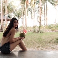 Sebelum berlibur di Pulau Siargao, Julia telah merayakan ulang tahunnya yang ke-21 dalam sebuah pesta bertema Meksiko. Foto: Instagram