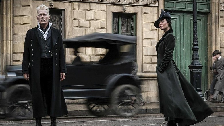 Johnny Depp Konfirmasi Kehadiran Grindelwald di Fantastic Beasts 3 Johnny Depp Konfirmasi Kehadiran Grindelwald di Fantastic Beasts 3