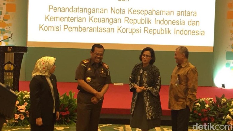 Menkeu-Jaksa Agung-KPK Teken MoU Lelang Barang Rampasan Pidana Menkeu-Jaksa Agung-KPK Teken MoU Lelang Barang Rampasan Pidana