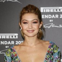 Di awal kemunculannya dan sebelum berpacaran dengan Zayn Malik, Gigi Hadid pun terlihat sering tampil dengan riasan yang kurang maksimal. Foto: Getty Images