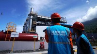 Pembangkit salah satu program 35.000 MW, yakni Pembangkit Listrik Tenaga Mesin Gas Mobile Power Plant (PLTG/MG MPP) Ternate berkapasitas 30 MW telah beroperasi dan memenuhi pasokan listrik ke Sistem Ternate Tidore. Agus Trimukti/Humas PLN.