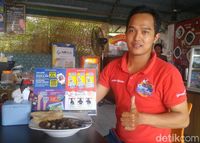 Warung Ini Beri Diskon 10% Kalau Anda Makan dengan Teman Beda Agama 