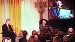 Momen Stephen Hawking Bersama Obama dan Tokoh Penting Dunia