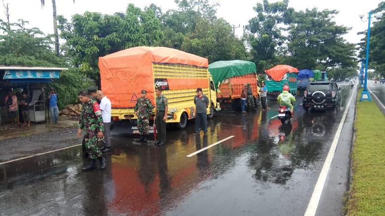 TNI Razia Padi di Sulsel, 140 Ton Gabah Diamankan TNI Razia Padi di Sulsel, 140 Ton Gabah Diamankan