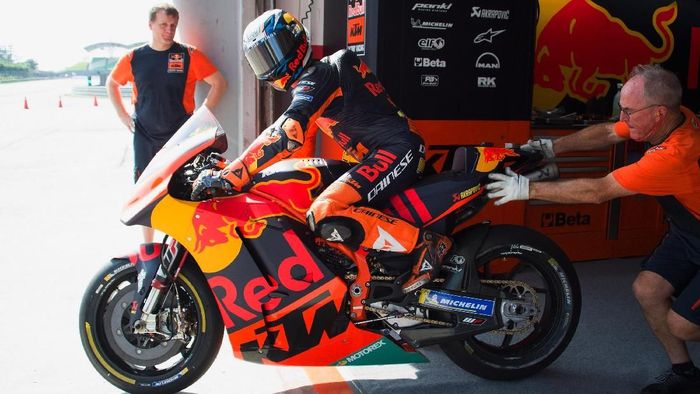 Pol Espargaro berharap bisa rutin finis enam besar bersama KTM pada musim 2018 (Foto: Mirco Lazzari gp/Getty Images) Pol Espargaro berharap bisa rutin finis enam besar bersama KTM pada musim 2018 (Foto: Mirco Lazzari gp/Getty Images)