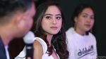Terpesona Senyum Manis Salshabilla