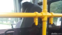 Alat keamanan seperti pemadam api juga disiapkan di bus ini/Foto: (Aan-detikcom)