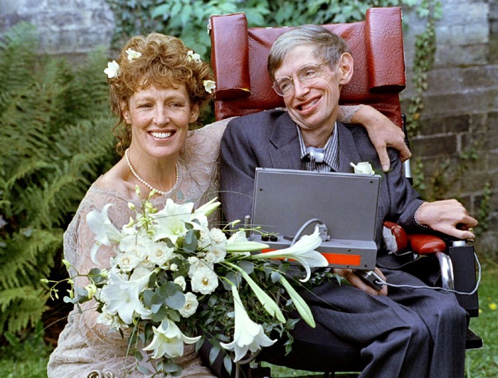 Potret Kisah Cinta Rumit Stephen Hawking
