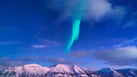 Kampung ini bernama Longyearbyen, yang merupakan tempat berpenghuni paling ujung utara bumi. Semakin jauh ke utara sudah tidak ada lagi pemukiman, kecuali pusat riset dan basis militer. Foto: Instagram/mariasahai