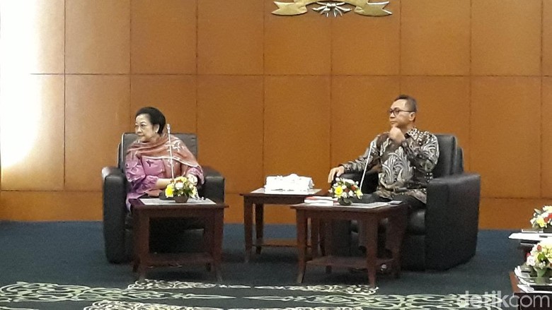 MPR-UKP Pancasila Sepakati Usulan Amendemen Terbatas UUD 1945 MPR-UKP Pancasila Sepakati Usulan Amendemen Terbatas UUD 1945