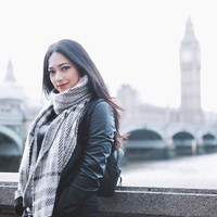 Dengan style dan makeup yang simple dan natural membuat aura Nabila lebih terpancar. Foto: Instagram