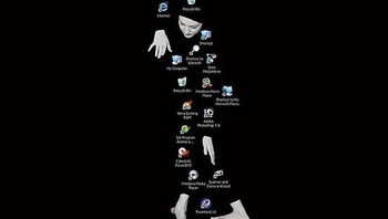 Susunan folder yang menyerupai tubuh manusia. Foto: Boredpanda