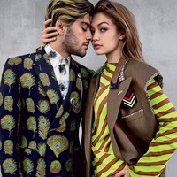 Pemotretan dengan Vogue tersebut turut menampilkan gaya stylish mereka dengan busana yang penuh permainan motif.  (Foto: Instagram)