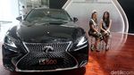 Sedan Mewah Lexus Jadi Rebutan Orang Kaya