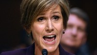 Pelaksana Tugas Jaksa Agung Sally Yates dipecat Trump pada 30 Januari 2017. Yates dipecat setelah enggan membela kebijakan imigrasi Trump yang kontroversial. Foto: AFP PHOTO/JIM WATSON