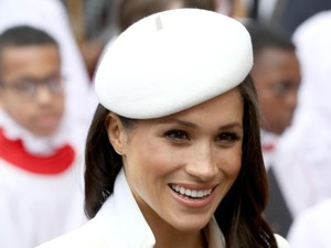 Meghan Markle Dikabarkan Akan Rias Wajah Sendiri di Hari Pernikahannya
