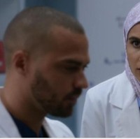 Pemeran dr. Dahlia, Sophia Taylor Ali mengungkapkan kekagumannya dengan episode 13 tersebut. Menurutnya, episode tersebut benar-benar gila dan memiliki pesan yang baik tentang kasih sayang. Foto: Ist.