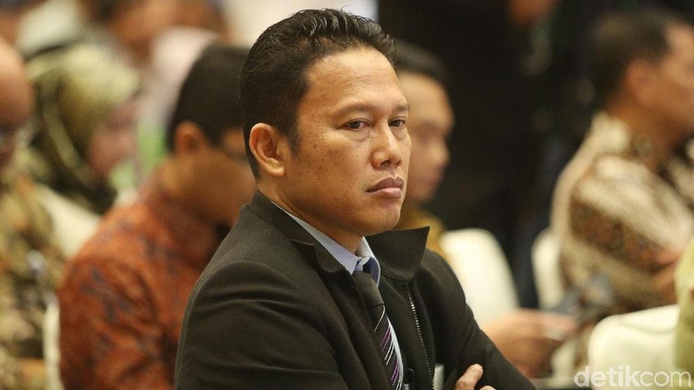 KPK Tunda Umumkan Hasil Pemeriksaan Brigjen Aris KPK Tunda Umumkan Hasil Pemeriksaan Brigjen Aris