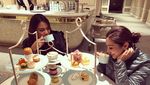Mengintip Afternoon Tea Ashanty dan Aurel Hermansyah di London