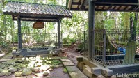 Ada 3 batu yang menyimpan mitos. Yaitu Batu Panyandaan, Batu Panyandungan dan Batu Pangeuntengan. (Dadang/detikTravel)