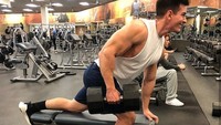 Ini Karena Censor disela kesibukannya dalam latihan dan bertanding game ia juga rutin olahraga di gym. (Foto: Instagram/faze_censor)