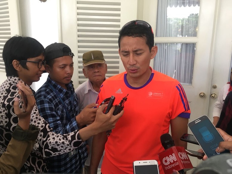 Sandiaga Tegas Larang Pengambilan Air Tanah Secara Ilegal Sandiaga Tegas Larang Pengambilan Air Tanah Secara Ilegal
