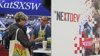 Vestifarm, pemenang The NextDev Telkomsel, misalnya. Startup ini terpilih untuk memperkenalkan aplikasi e-agriculture garapannya bersama dengan perwakilan Indonesia lainnya yang dibawa oleh BEKRAF untuk tampil di Pavilion Archipelageek Foto: Pool