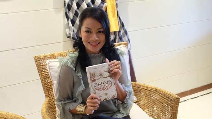 Dee Lestari