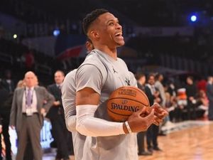 Westbrook Catat Triple-double ke-100, Thunder Hantam Hawks