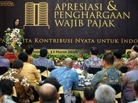 Jokowi Sudah Pegang Calon Dirjen Pajak Baru