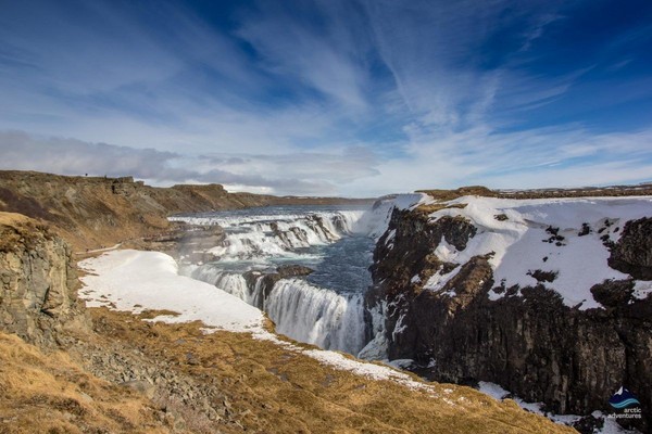 Arctic Adventures pun mengajak lanskap alam yang menawan di Islandia, tepatnya di kawasan utara pulaunya (Arctic Adventures)