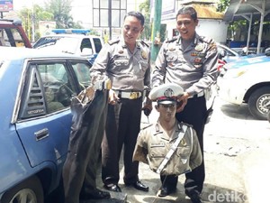 Patung Polisi di Yogya Dirusak Orang Tak Dikenal