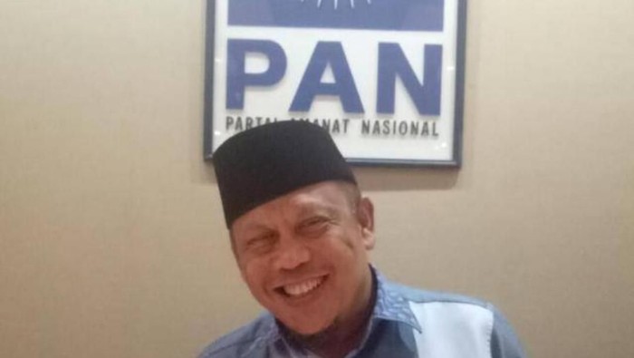 Saat Eggi Sentil Ustaz Abdul Somad