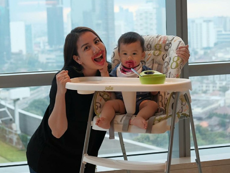 Tya Ariestya Kejar Anak Kedua karena Usia dan Masalah Kesuburan Tya Ariestya Kejar Anak Kedua karena Usia dan Masalah Kesuburan