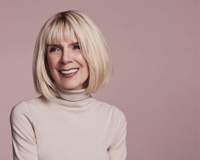 Kecantikannya itu tentu saja mengejutkan ketika mengetahui usia sang nenek. Mary Jo sudah berusia 83 tahun namun penampilannya masih mempesona.  Foto: Instagram