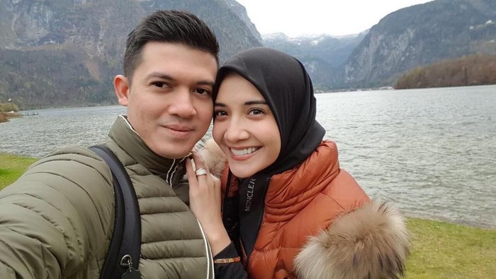 Zaskia Sungkar dan Irwansyah