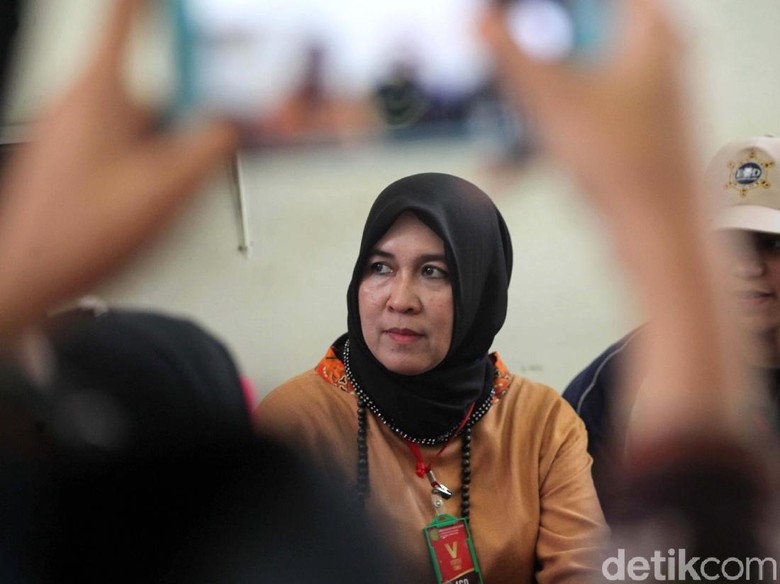 Tok! MA Bui Asma Dewi 165 Hari karena Sebarkan Kebencian ke Rezim Jokowi Tok! MA Bui Asma Dewi 165 Hari karena Sebarkan Kebencian ke Rezim Jokowi