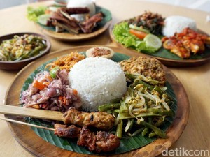 Ajengan Bali: Sedapnya Nasi Campur dan Bebek Goreng Ubud Khas Pulau Dewata