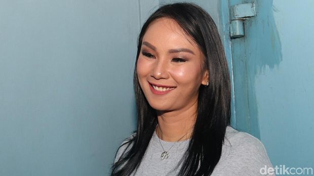 Sedih! Ini curhatan Kalina Ocktaranny Lewati Guguran Tanpa Suami