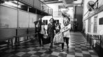 Potret Hitam-Putih Kisah Buruh Migran di Malaysia