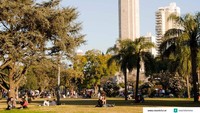Rosario berada sekitar 300 kilometer menuju ke tengah dari ibu kota Buenos Aires (@rosarioturismo/Facebook)