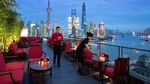 10 Rooftop Bar di Dunia yang Punya Pemandangan Spektakuler