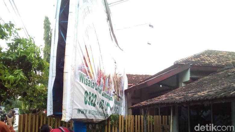 810 Gambar Rumah Baliho Gratis Terbaru