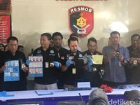 Pria mengaku-aku stafsus presiden ditangkap